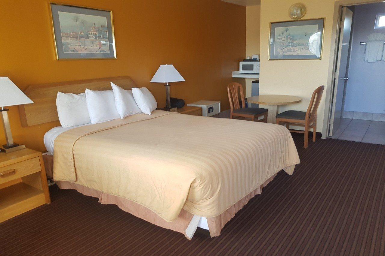 University Inn At San Luis Obispo Bagian luar foto