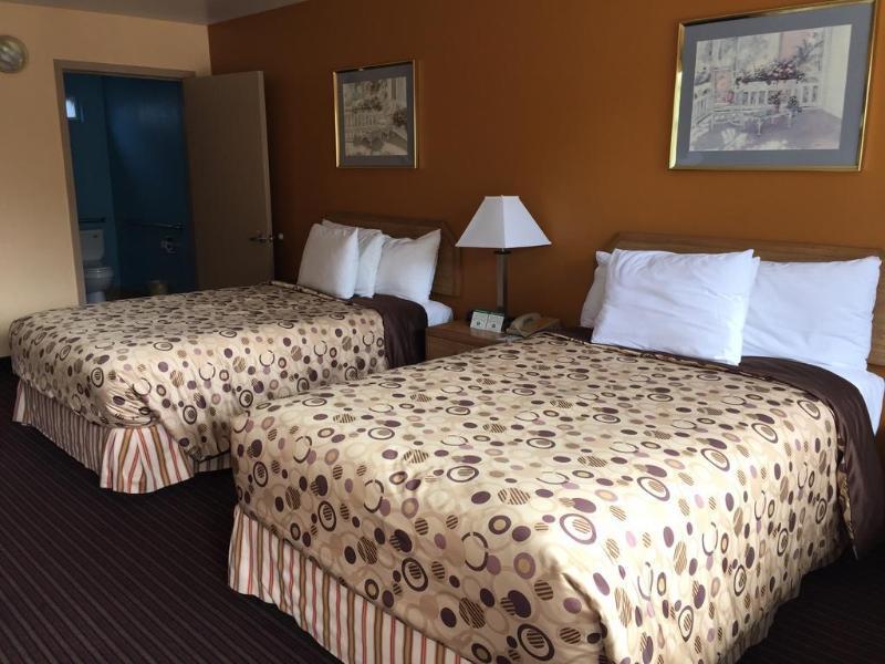 University Inn At San Luis Obispo Bagian luar foto