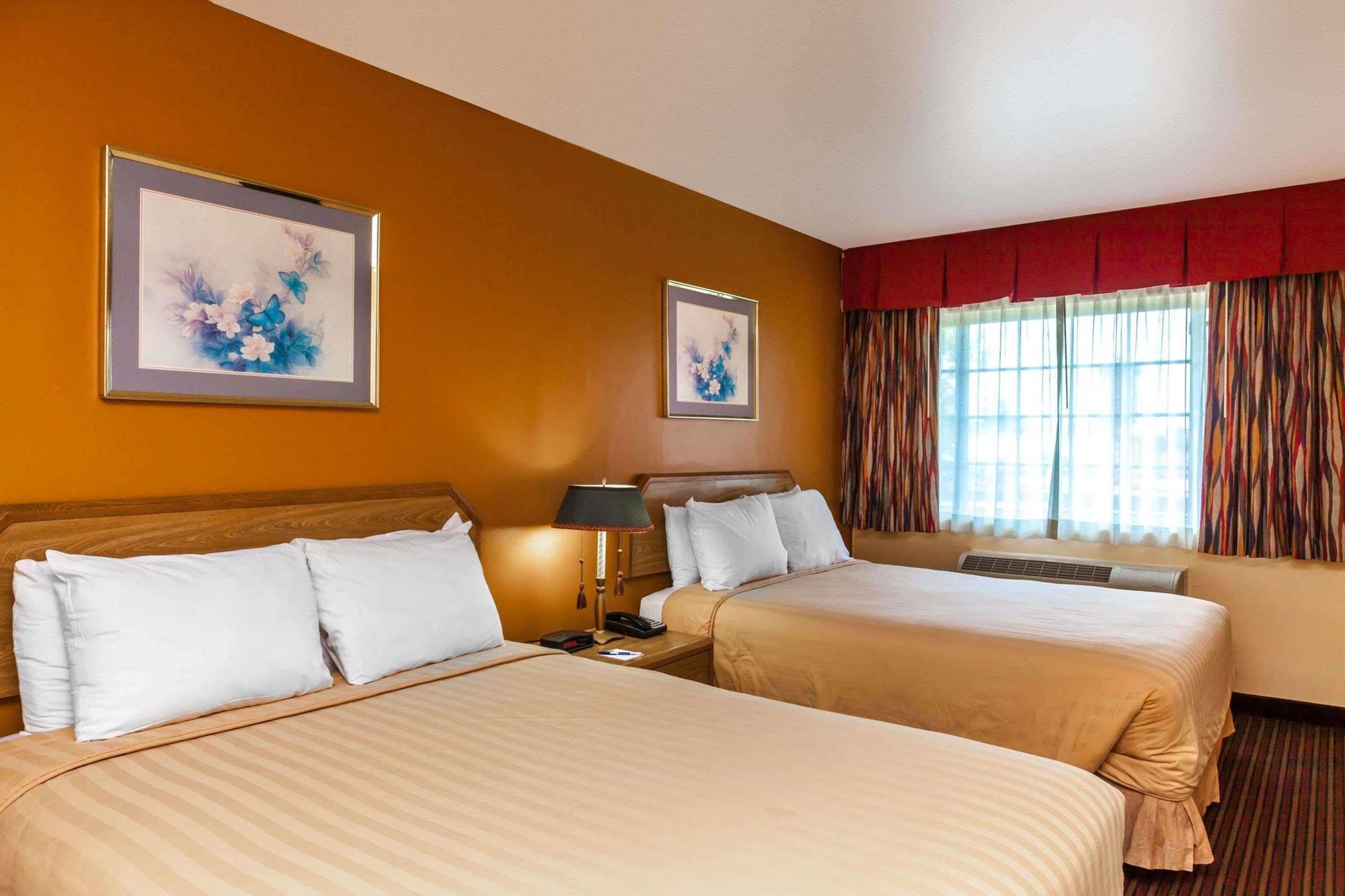University Inn At San Luis Obispo Bagian luar foto
