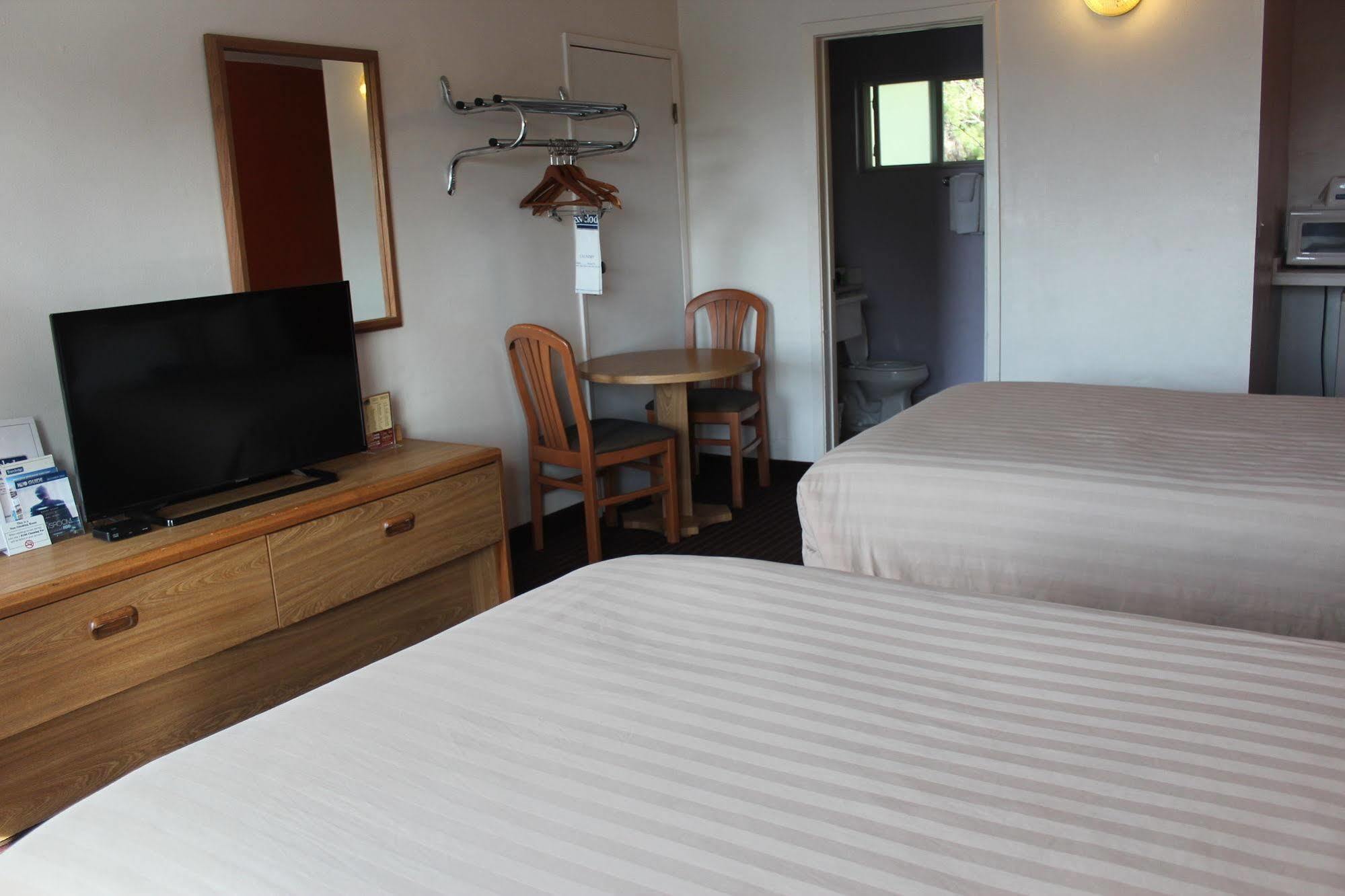 University Inn At San Luis Obispo Bagian luar foto